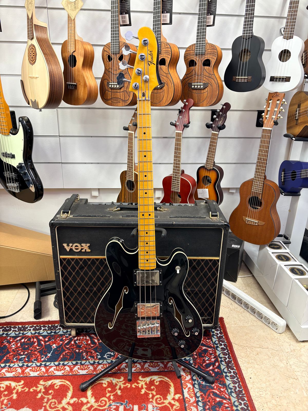 Fender StarCaster Bass 2016 (USATO) Fender StarCaster Bass 2016 (USATO)